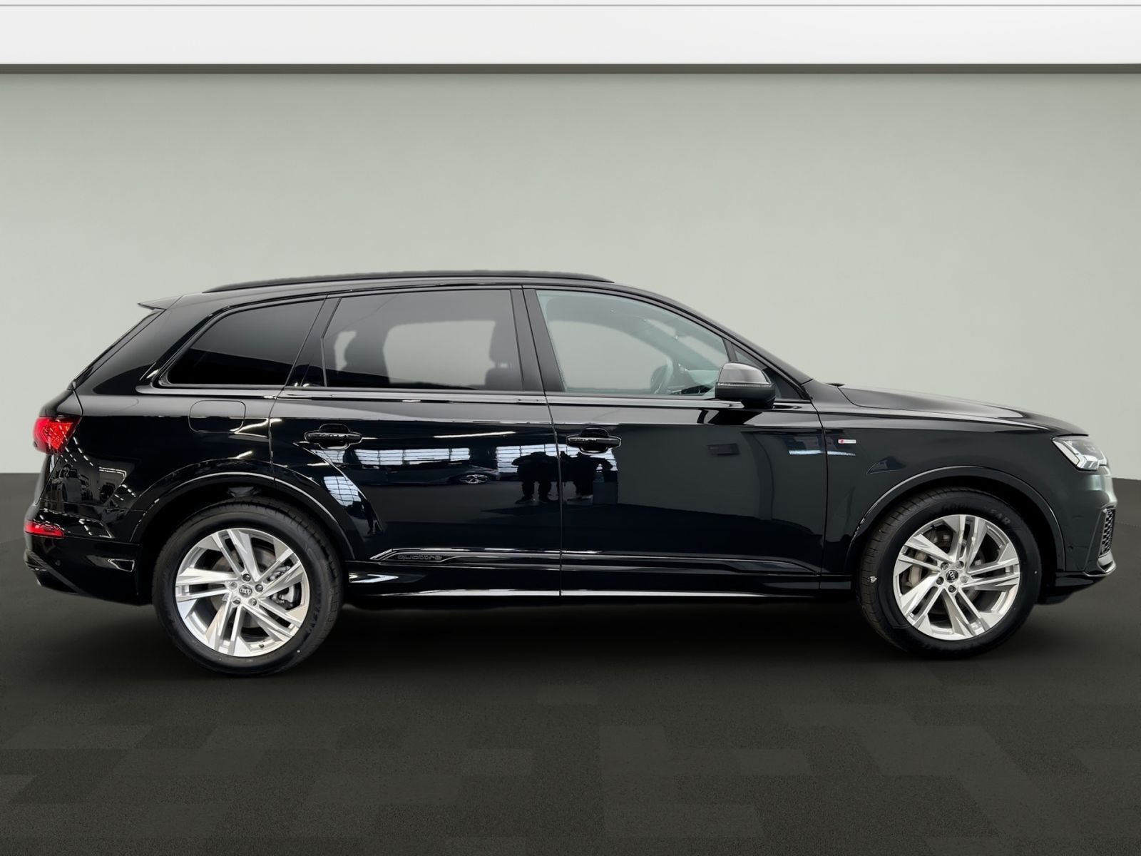 Audi Q7 55 TFSI S line quattro S line*Navi*Matrix*AHK