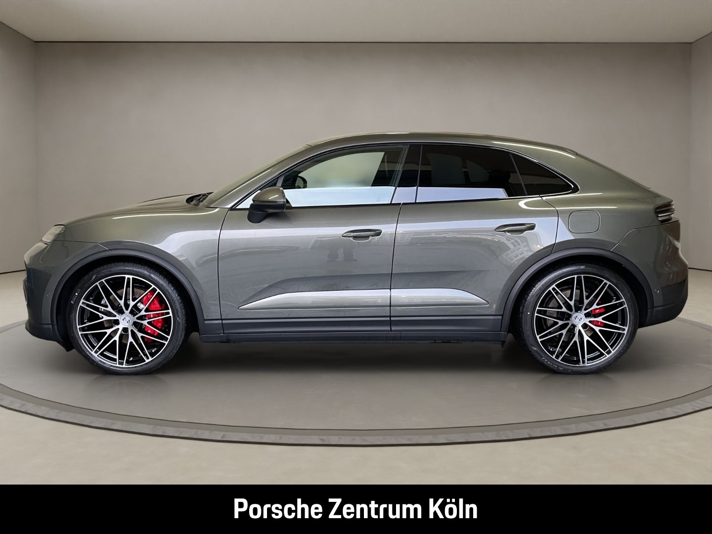 Porsche Macan 4S Electric - Samsaru's Car Outlet