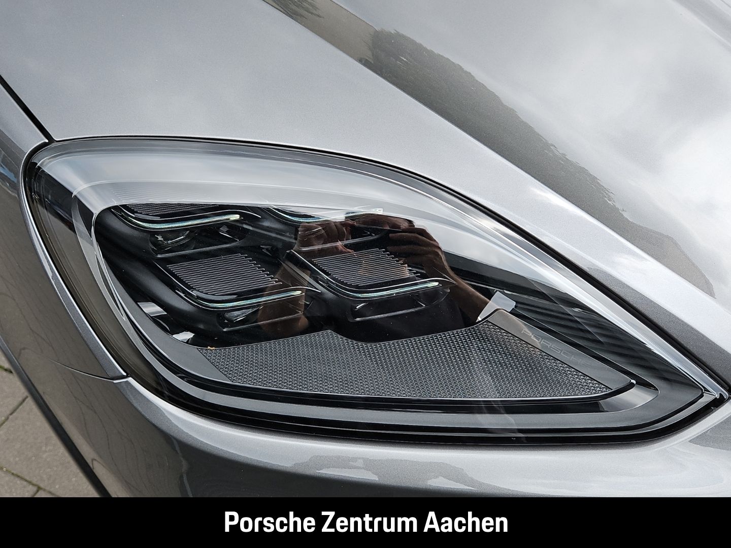 Porsche Cayenne E-Hybrid BOSE Panoramadach Luftfederung