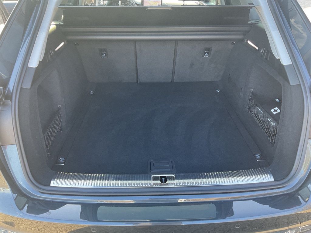 Audi A4 Avant 35 TDI - Samsaru's Car Outlet