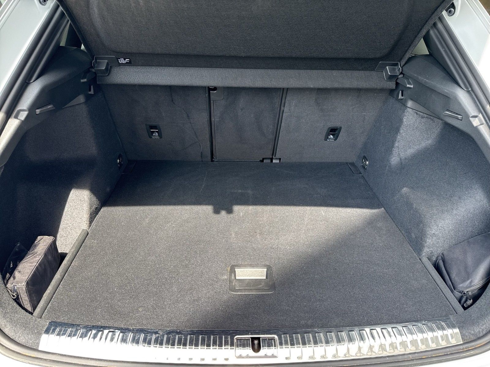 Audi Q3 40 quattro S LINE STANDHZ. AHK 360°CAM LM20