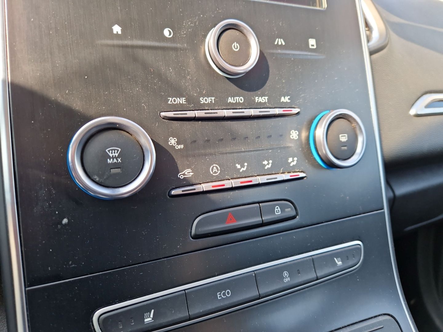 Renault Grand Scenic IV Limited 1.7 BLUE dCi 120 - Samsaru's Car Outlet