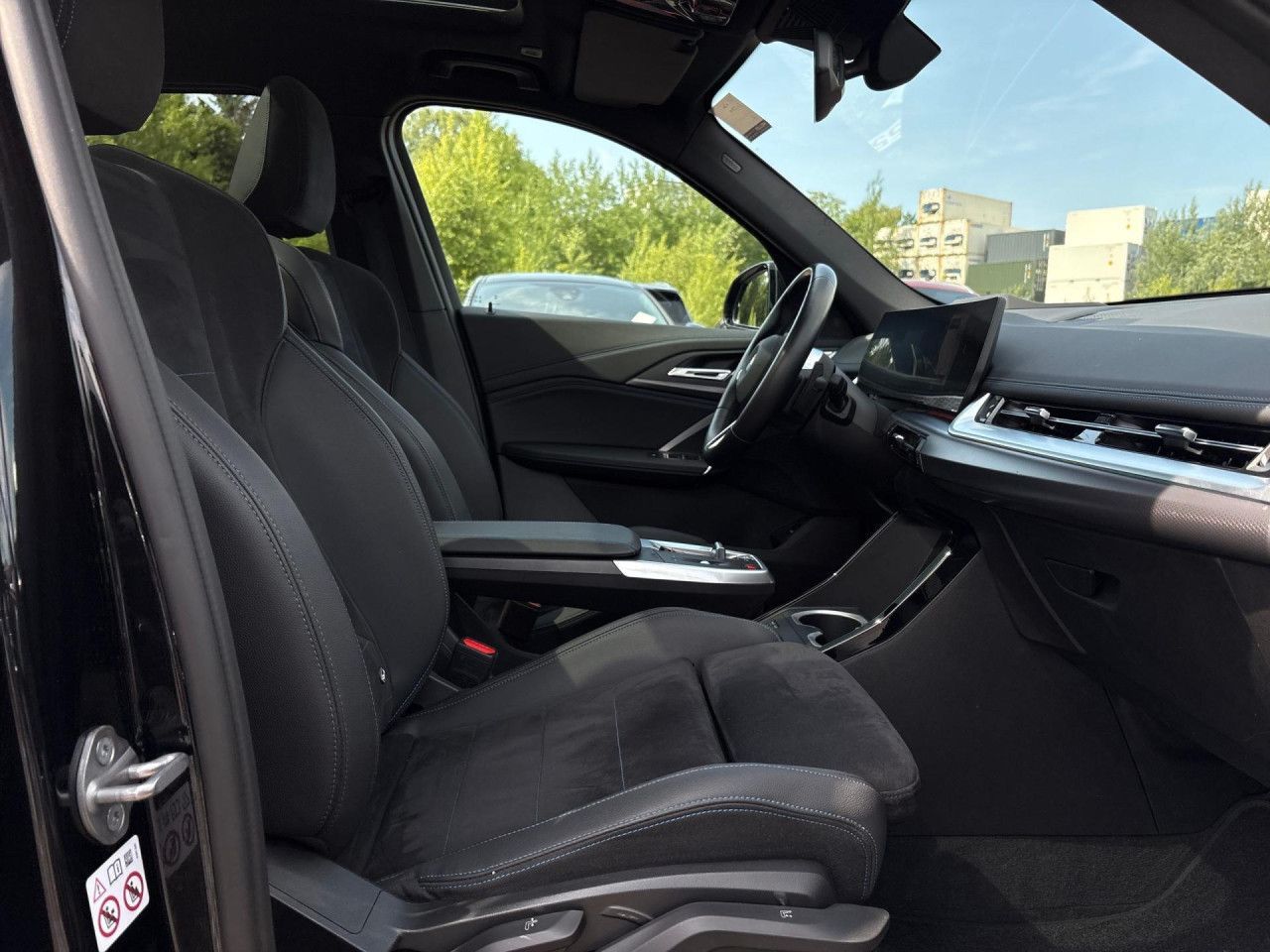 BMW X1 xDrive 23d M SPORT - Samsaru's Car Outlet