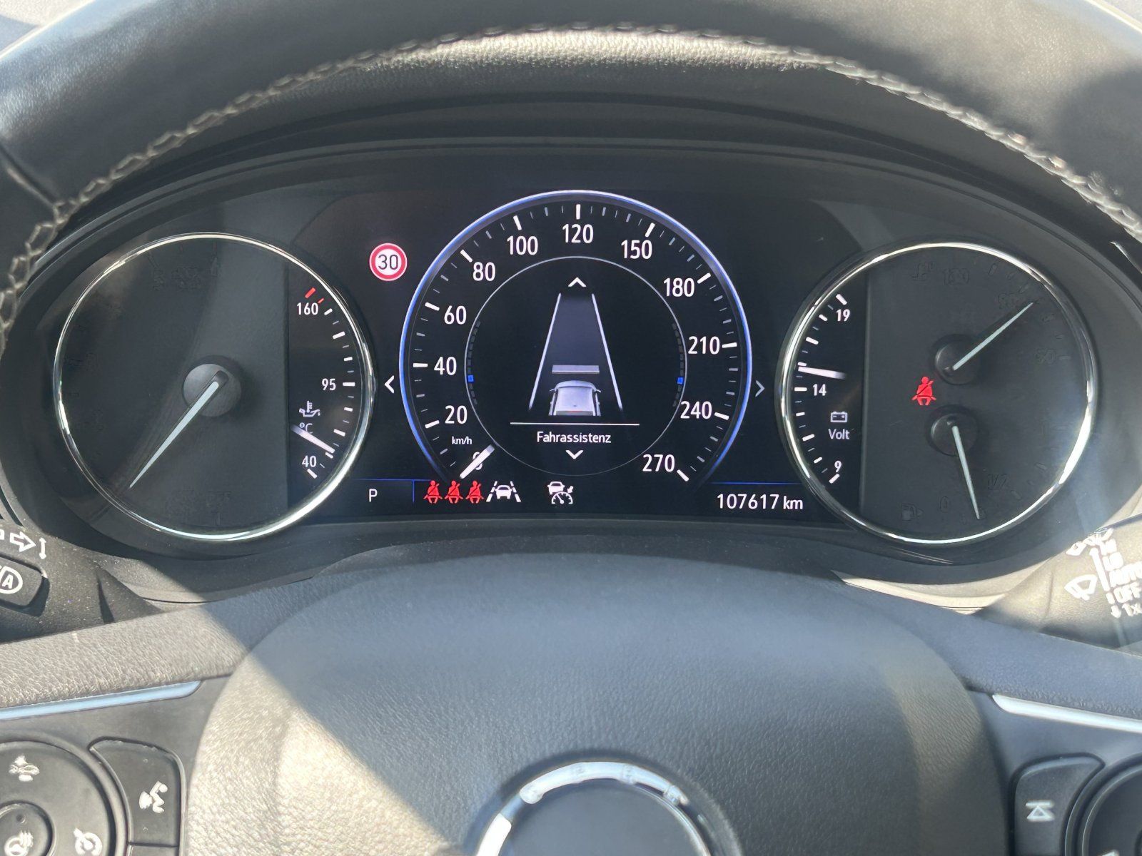 Opel Insignia 2.0 CDTI Business - Samsaru's Car Outlet