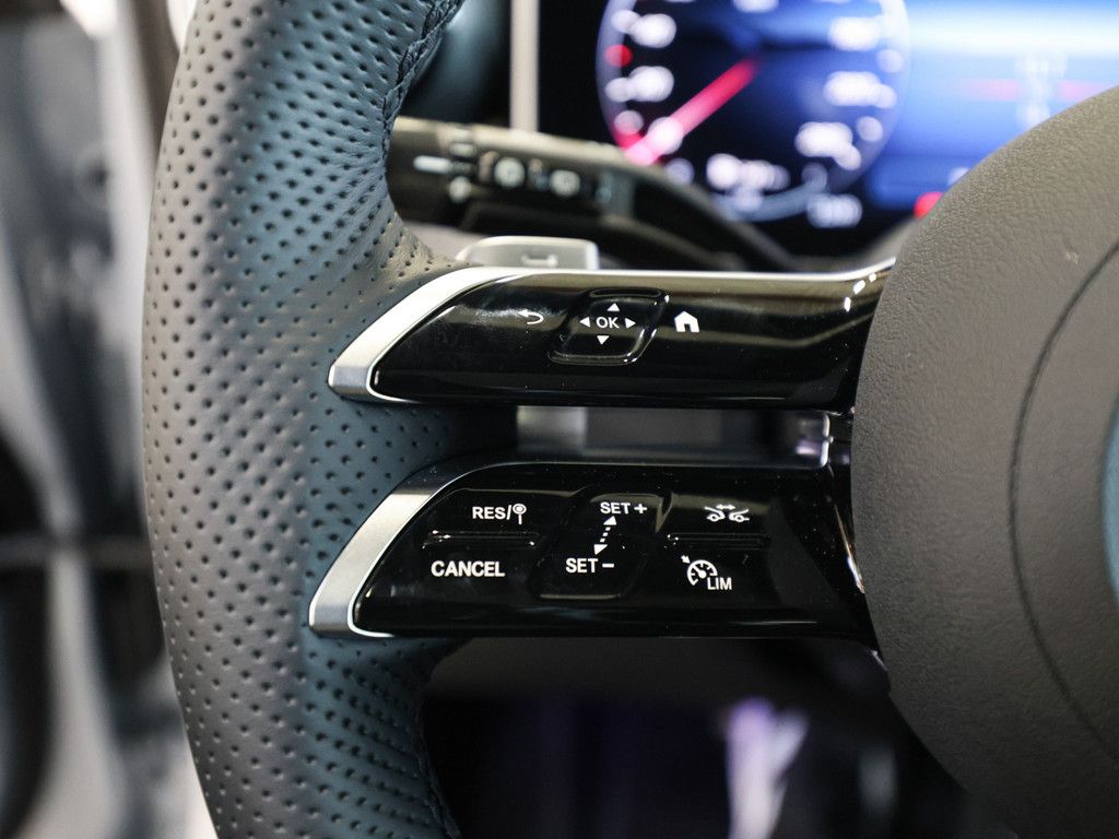 Mercedes-Benz GLC 220 d 4M AMG Edition AHK Distr. LED Pano Nav