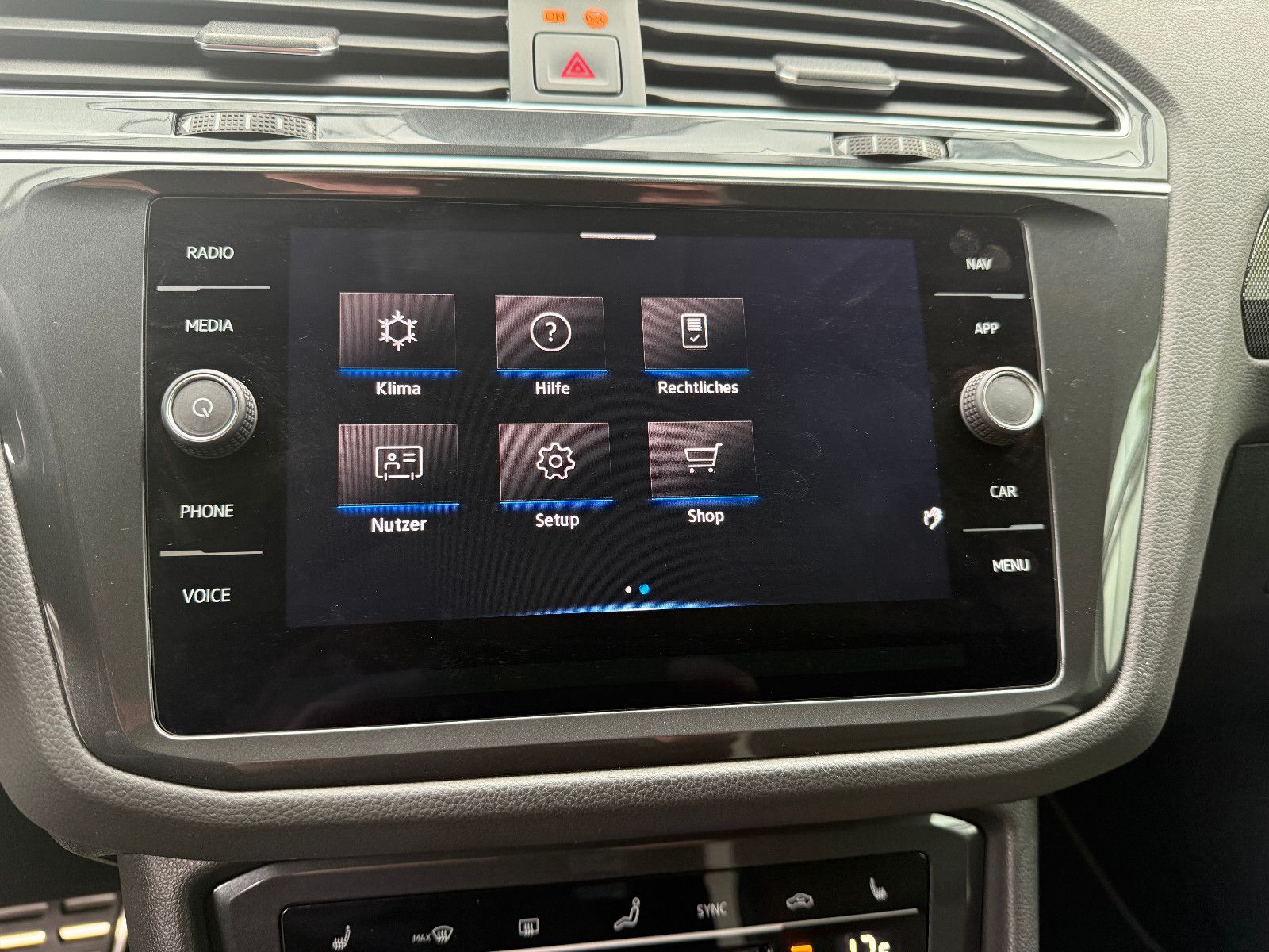 Volkswagen Tiguan TDI DSG 4m Urban Sport - Samsaru's Car Outlet