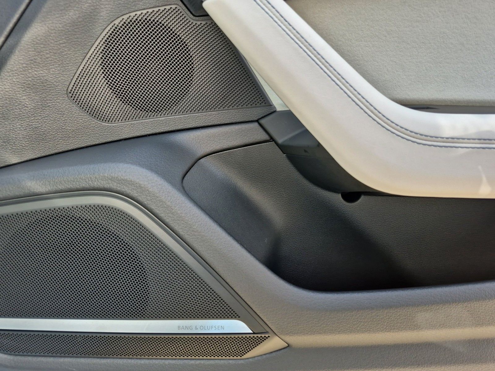 Audi RS6 Avant quattro perf. exclusive/Carbon/B&O/305