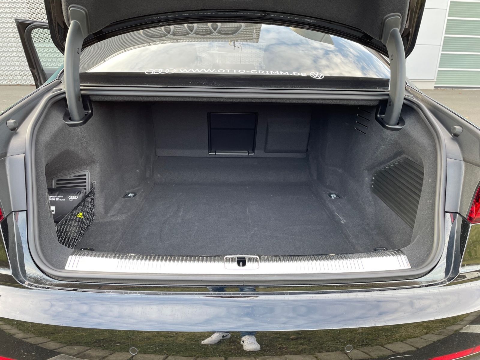 Audi A8 50 TDI - Samsaru's Car Outlet