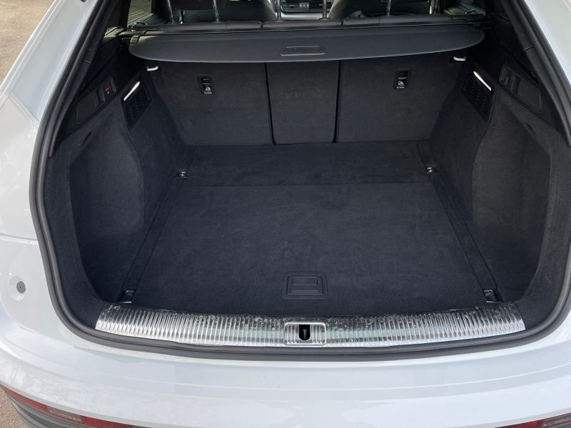 Audi Q5 Sportback 45 TFSI quattro S-line - Samsaru's Car Outlet