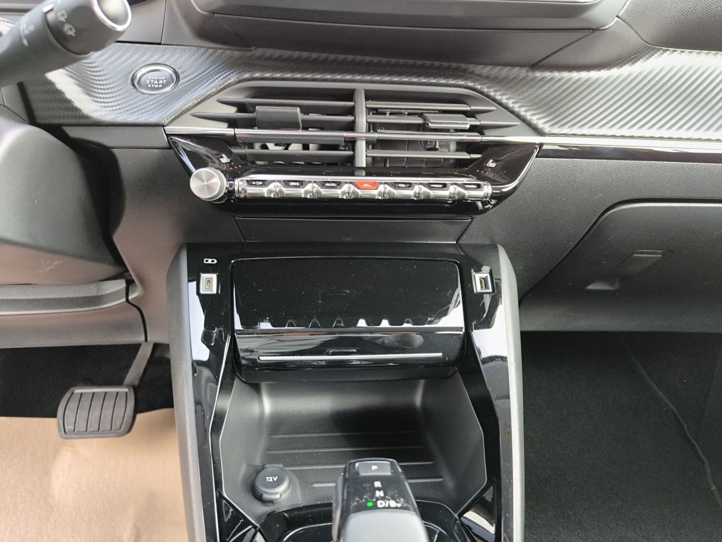 Peugeot e-208 Allure - Samsaru's Car Outlet