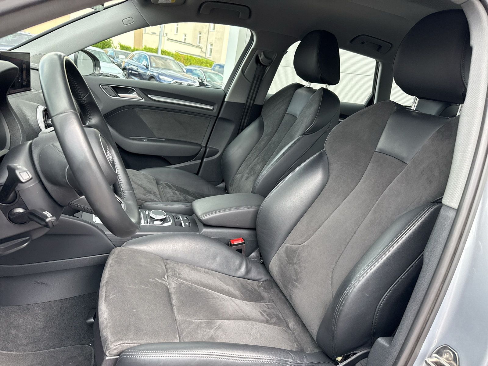 Audi A3 Sportback 40 e-tron design - Samsaru's Car Outlet
