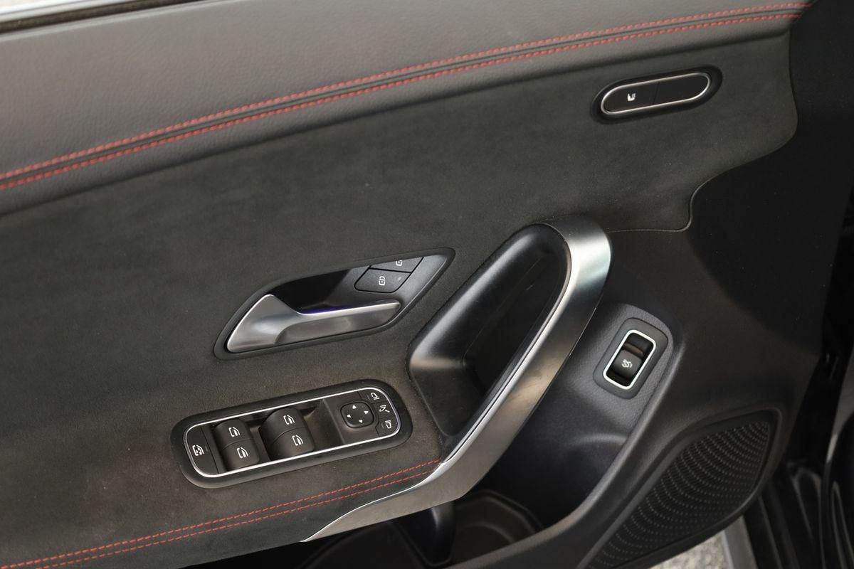 Mercedes-Benz CLA 200 Coupé 4M AMG - Samsaru's Car Outlet