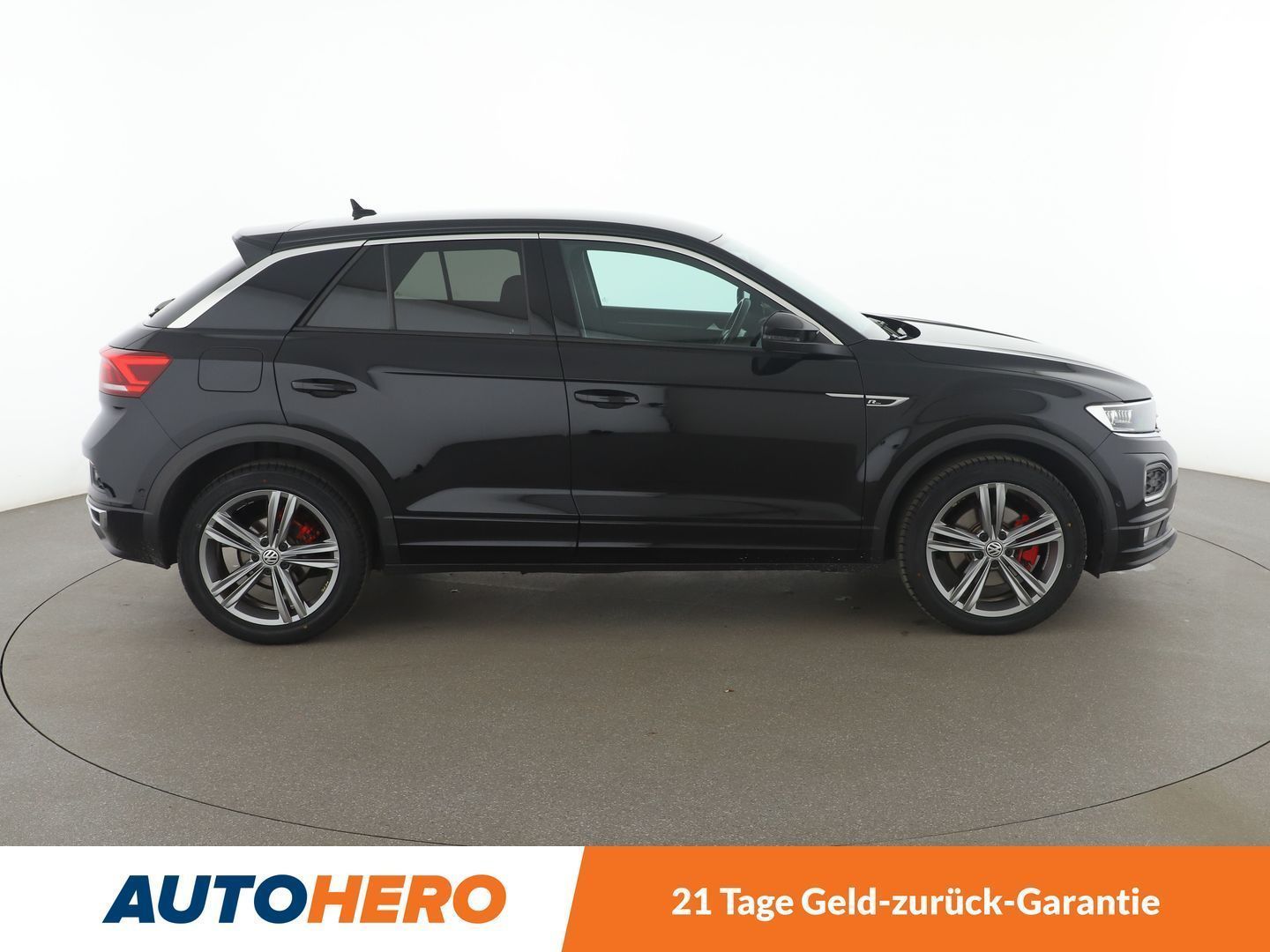 Volkswagen T-Roc 1.5 TSI ACT Sport - Samsaru's Car Outlet