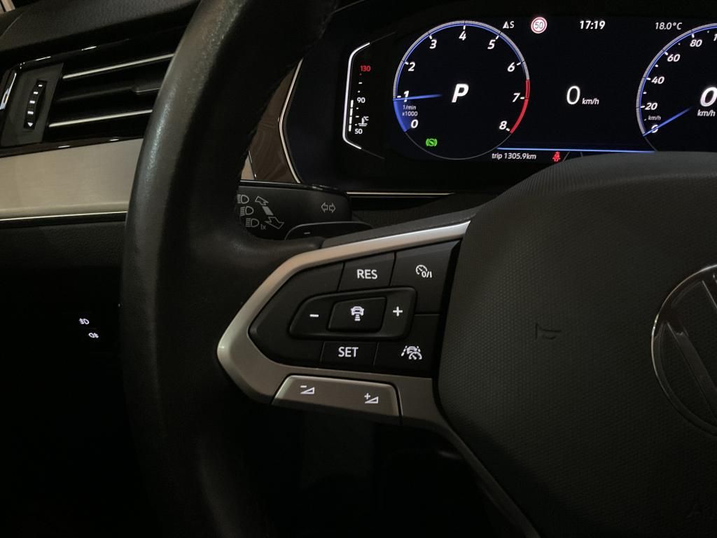 Volkswagen Passat Variant 1.5 TSI DSG Elegance - Samsaru's Car Outlet