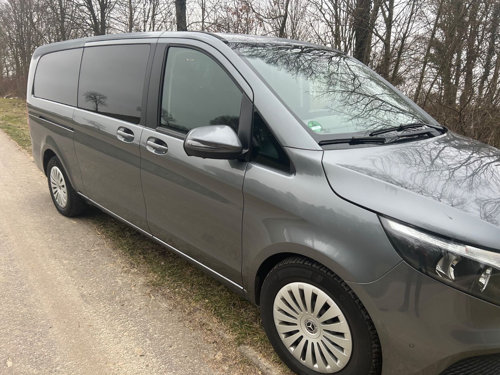 Mercedes-Benz V 250 - Samsaru's Car Outlet