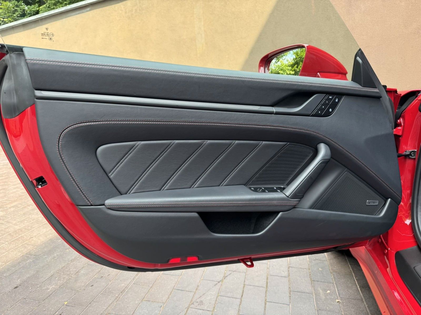 Porsche Targa 4 GTS - Samsaru's Car Outlet