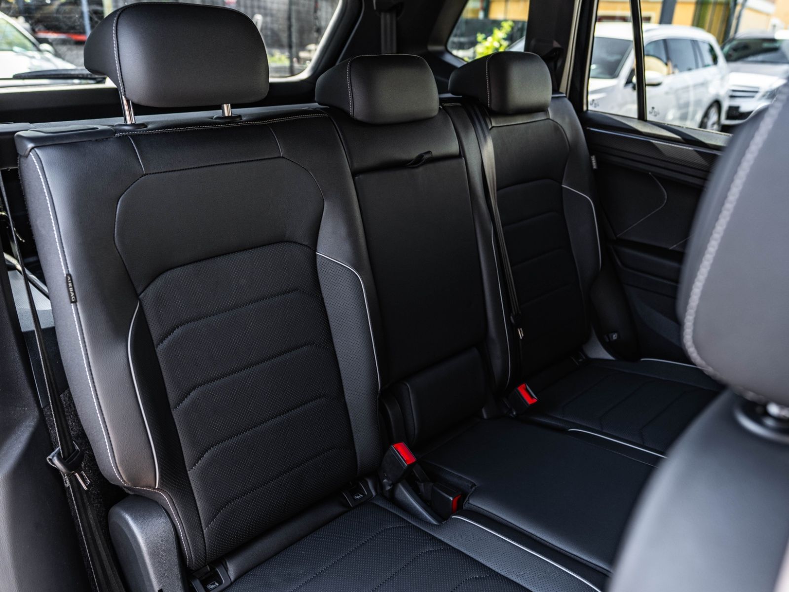 Volkswagen Tiguan Allspace R-Line 4M VOLLLL