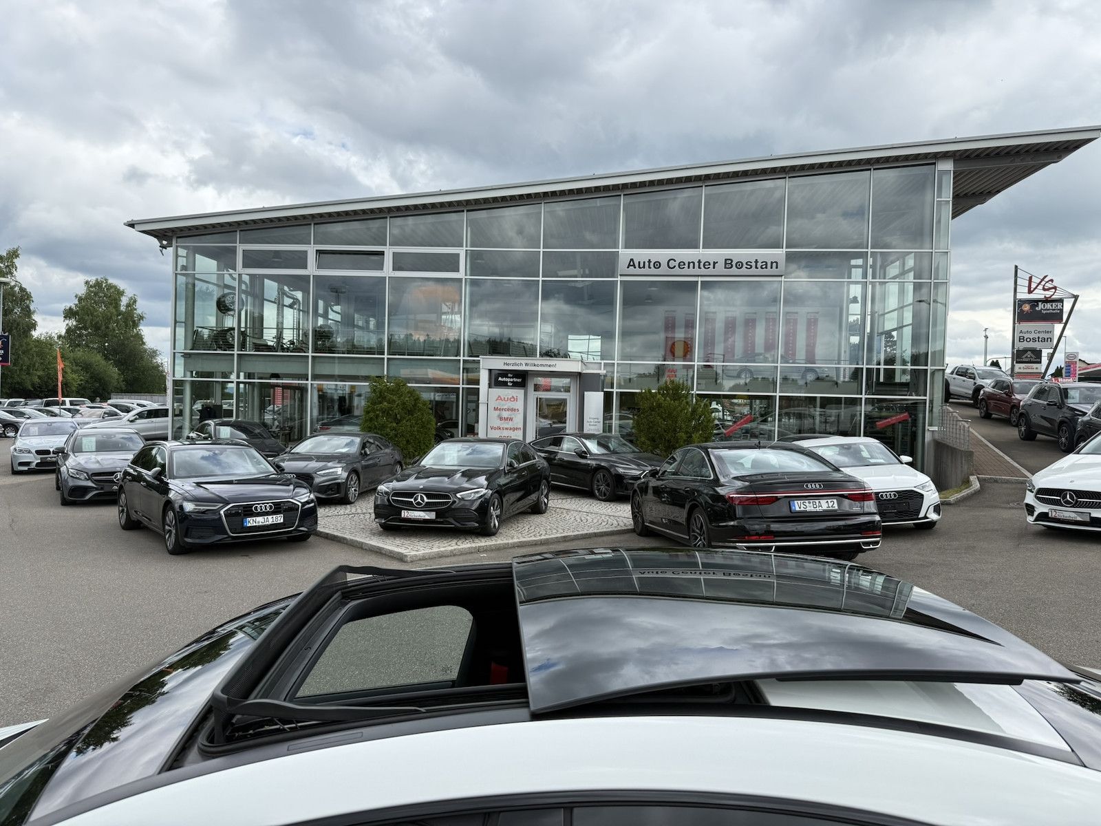 Mercedes-Benz CLA 45 AMG - Samsaru's Car Outlet