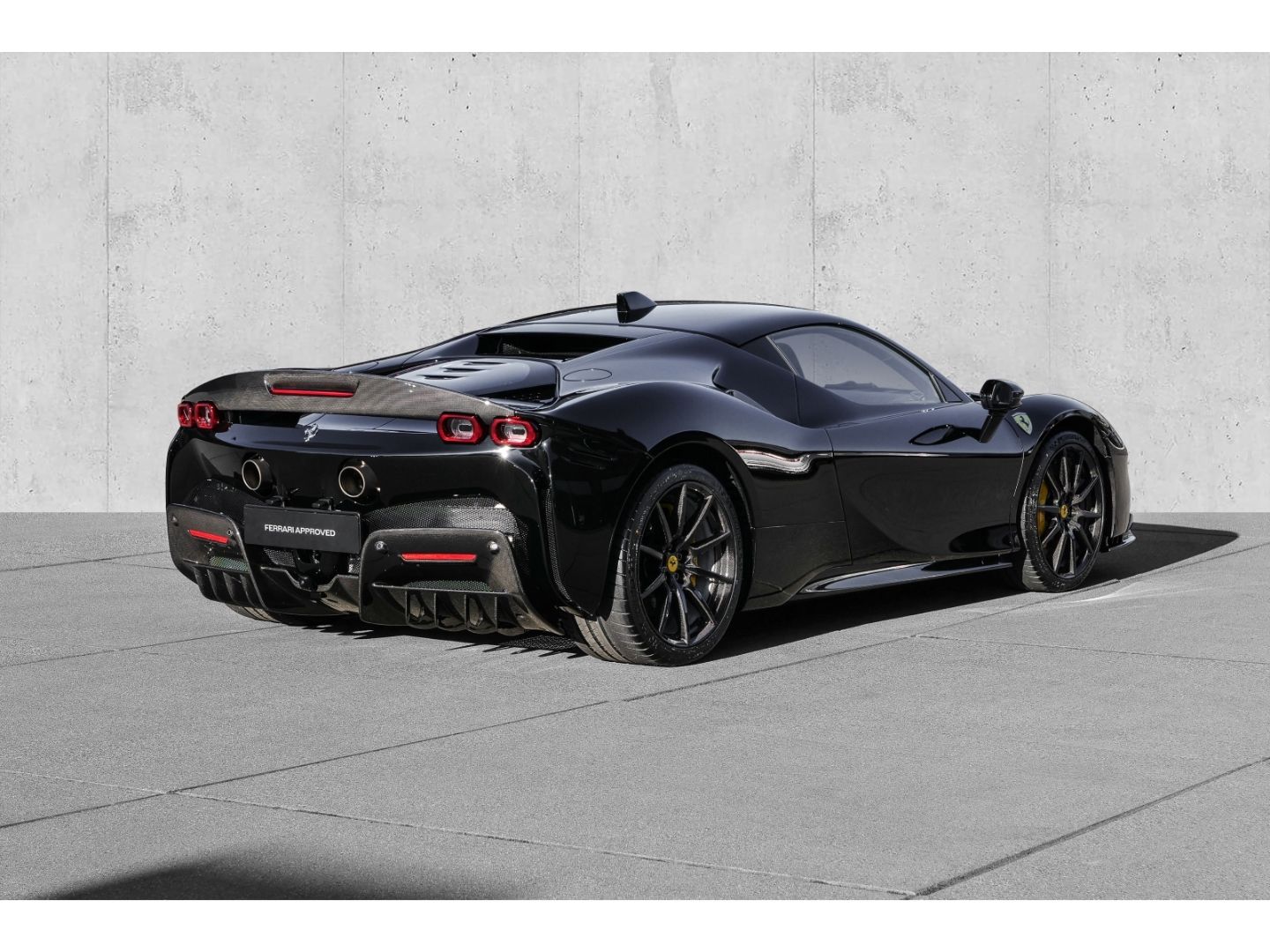 Ferrari SF90 Stradale Assetto-Fiorano - Samsaru's Car Outlet