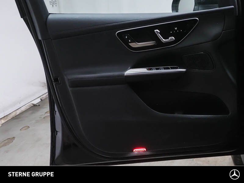 Mercedes-Benz GLC 300 d 4M AMG AHK Pano DigiL 360 Ambi+ Keyles