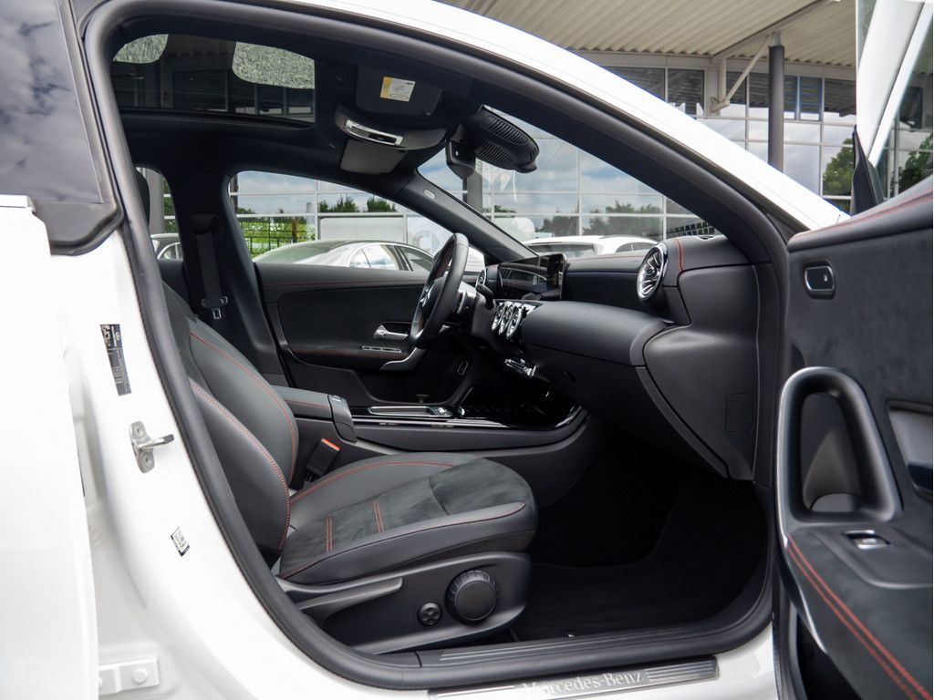 Mercedes-Benz CLA 250 SB 4M AMG Sport Premium - Samsaru's Car Outlet