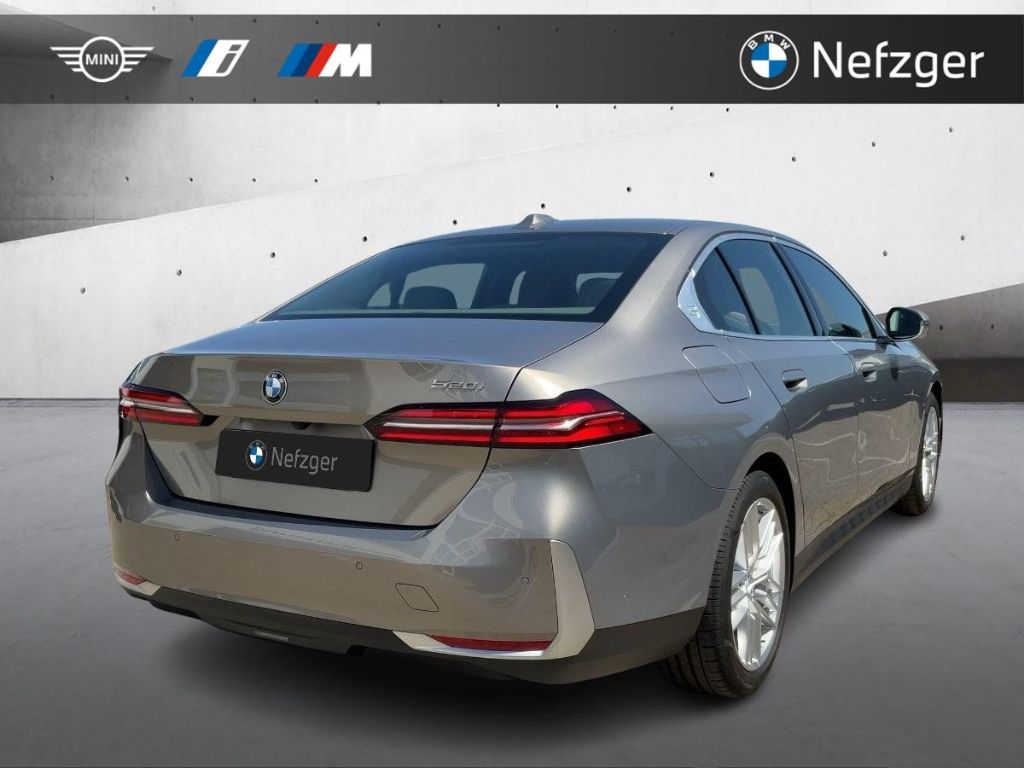 BMW 520 i Limo. Memory Sitzbelüftung Driving Assist.