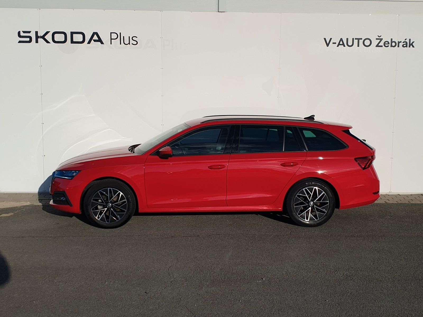 Skoda Octavia Combi Ambition - Samsaru's Car Outlet