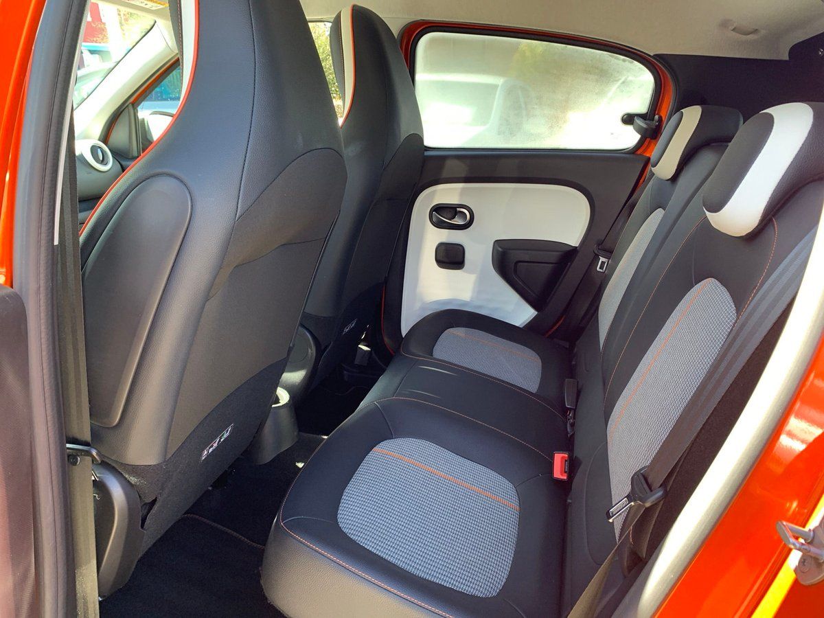 Renault Twingo ELECTRIC - Samsaru's Car Outlet