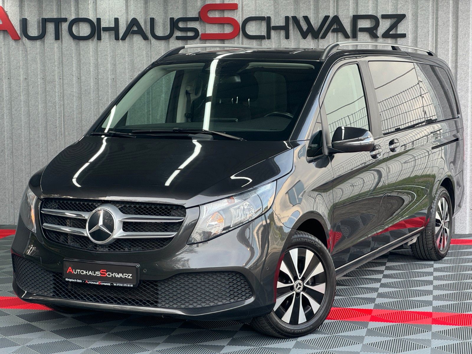 Mercedes-Benz V250 Lang 4Matic - Samsaru's Car Outlet