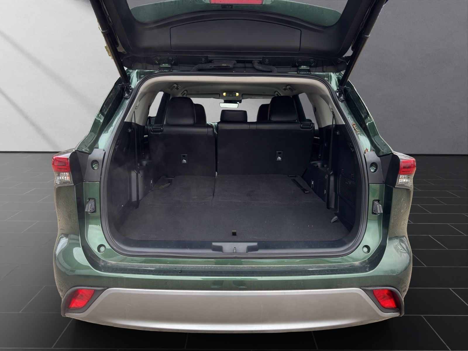 Toyota Highlander Hybrid Luxury 7 SITZER+LEDER+HuD+JBL