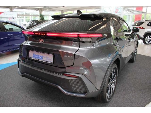 Toyota C-HR 1.8 Hybrid Team Deutschland Zweifarblackier