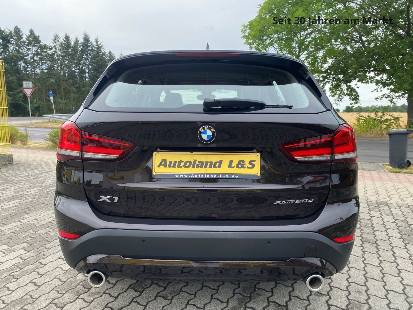 BMW X1 xDrive 20 d Advantage - Samsaru's Car Outlet