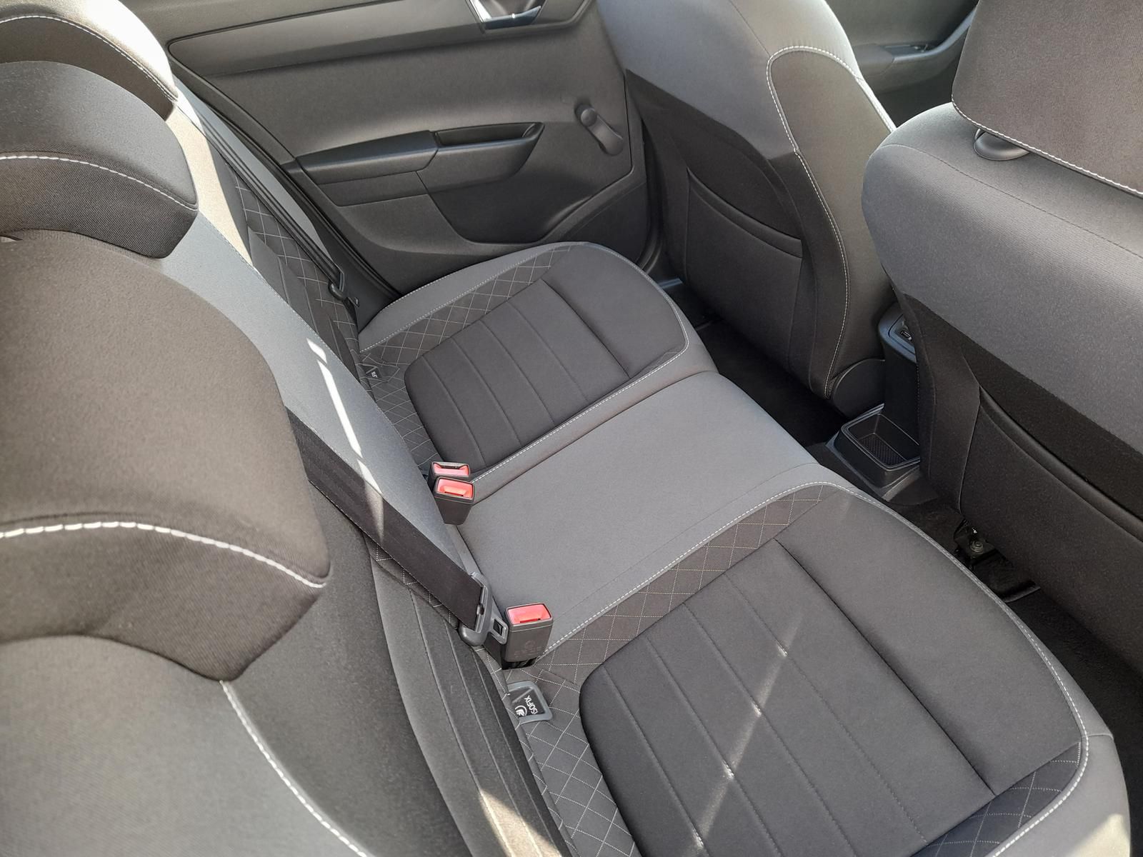 Skoda Fabia Combi Ambition - Samsaru's Car Outlet