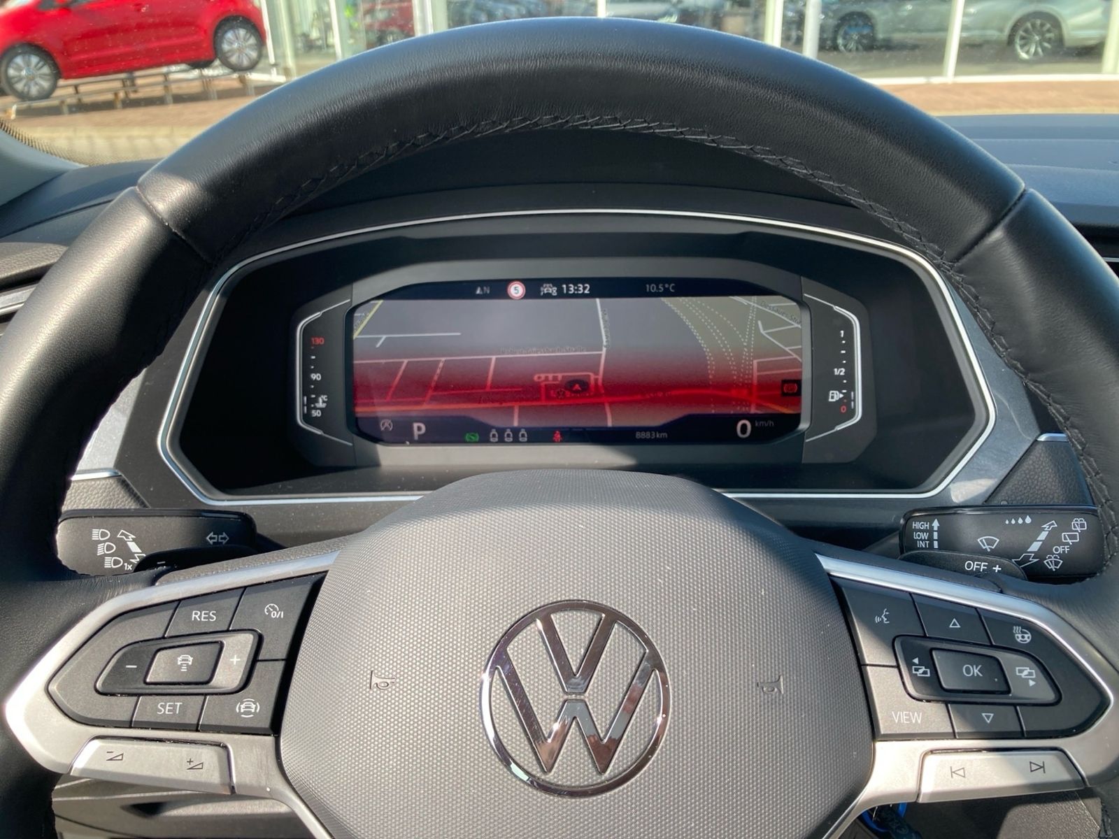 Volkswagen Tiguan 1.5 TSI Elegance - Samsaru's Car Outlet