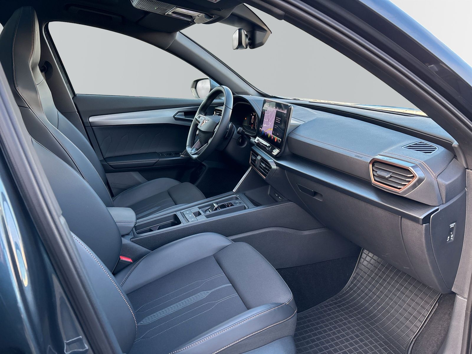 Cupra Formentor VZ 4Drive 2.0 TSI DSG *AHK*PANO*BEATS*