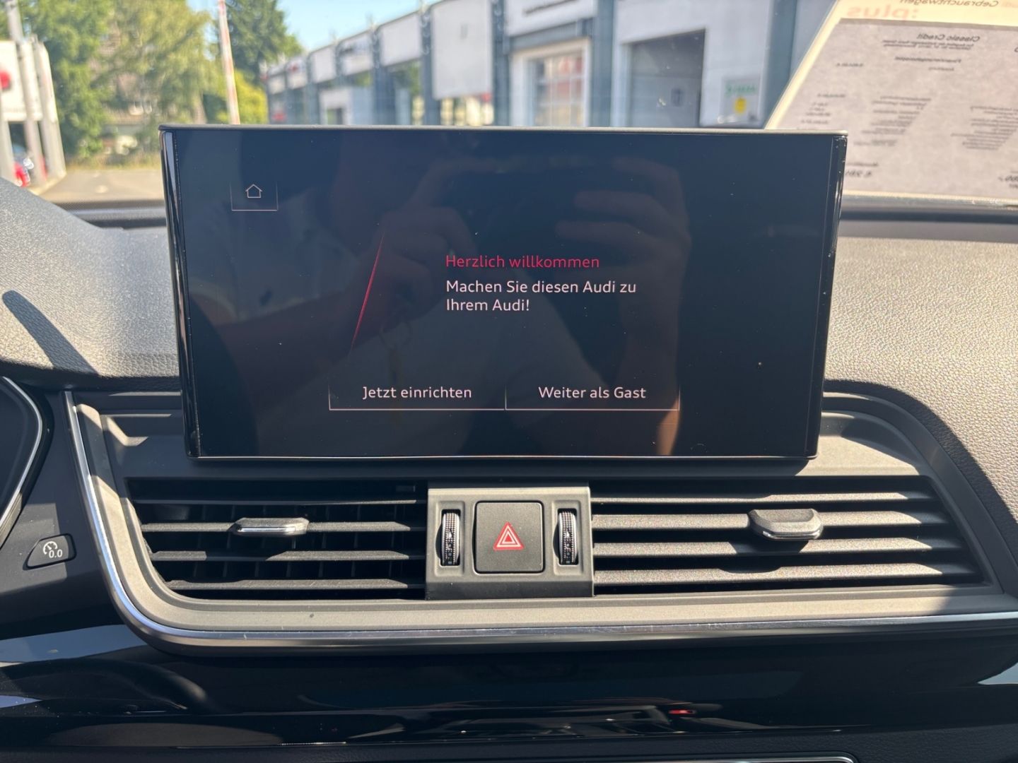 Audi Q5 40 TDI quattro Advanced - Samsaru's Car Outlet