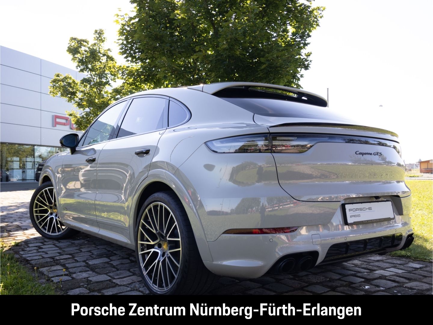Porsche Cayenne GTS Coupe Luftfeder AHK Standheizung Hea