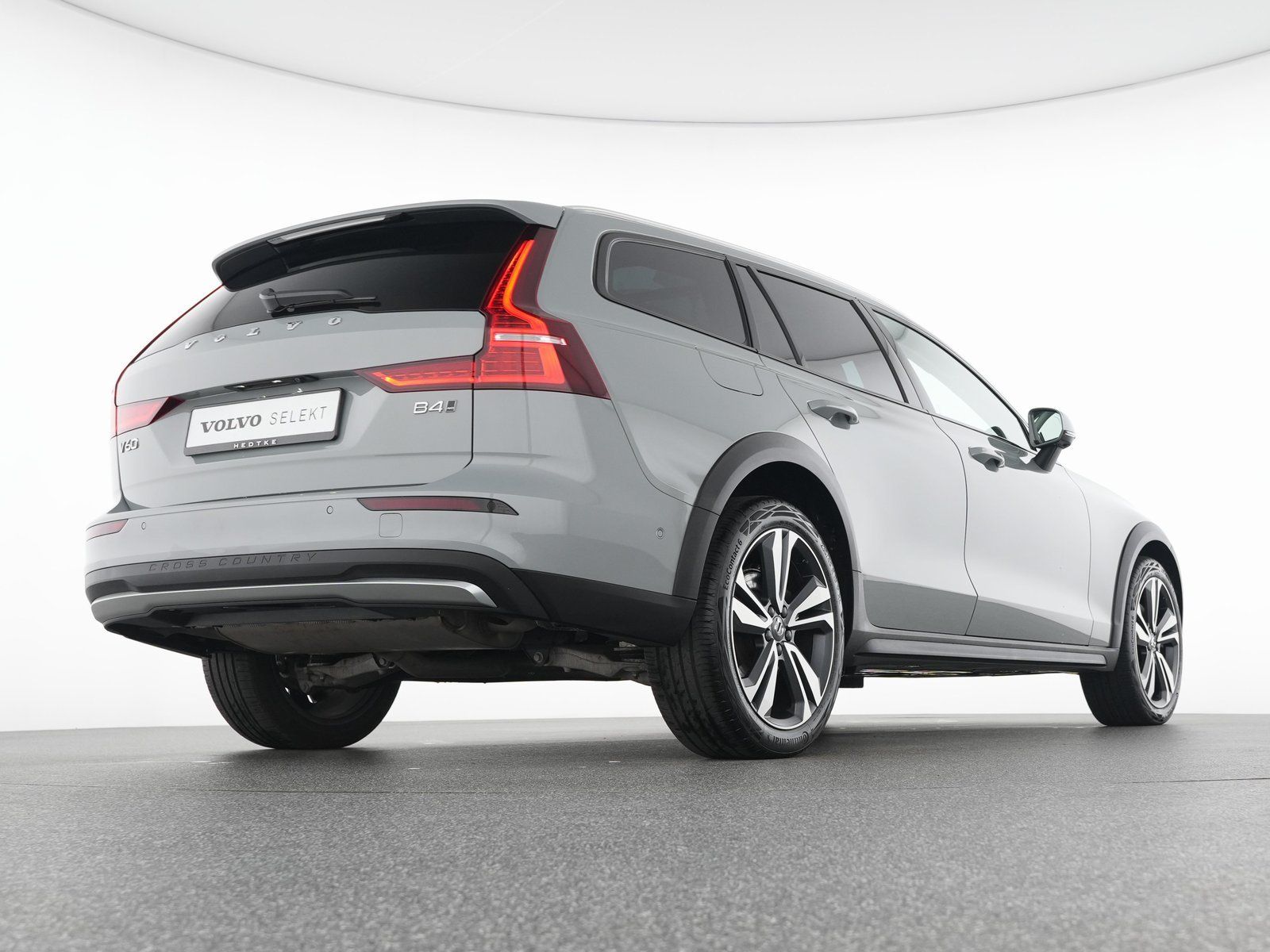 Volvo V60 CC B4 AWD Ultimate SONDERFINANZIERUNG 1,99%*