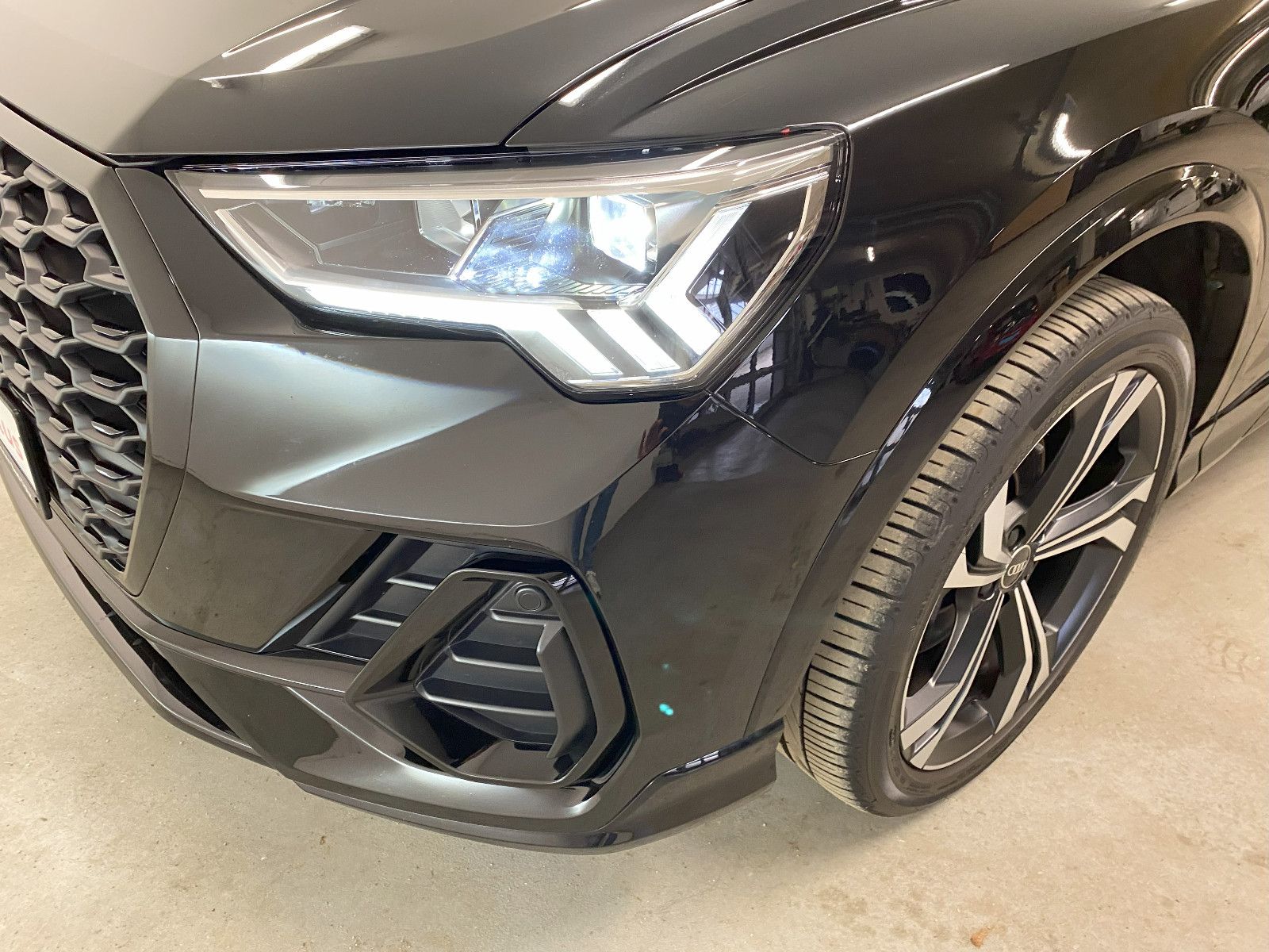 Audi Q3 Sportback 45 TFSI quattro S line - Samsaru's Car Outlet