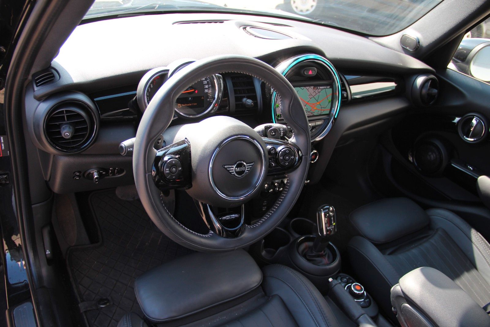 MINI Mini Cooper S Chili - Samsaru's Car Outlet