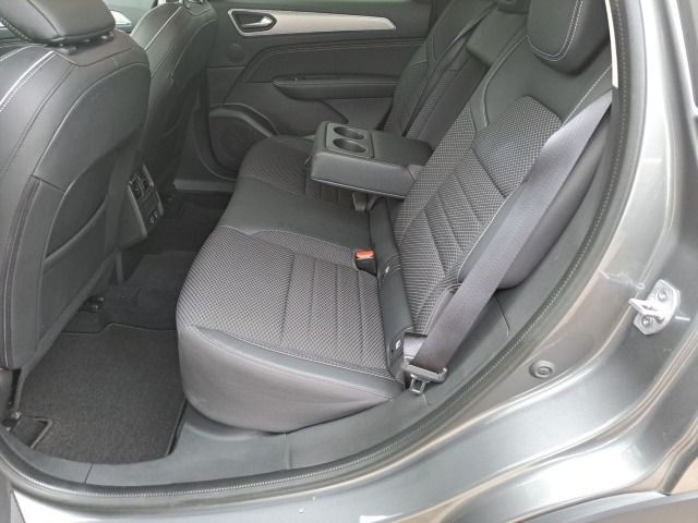Renault Arkana TCe 140 Intens - Samsaru's Car Outlet