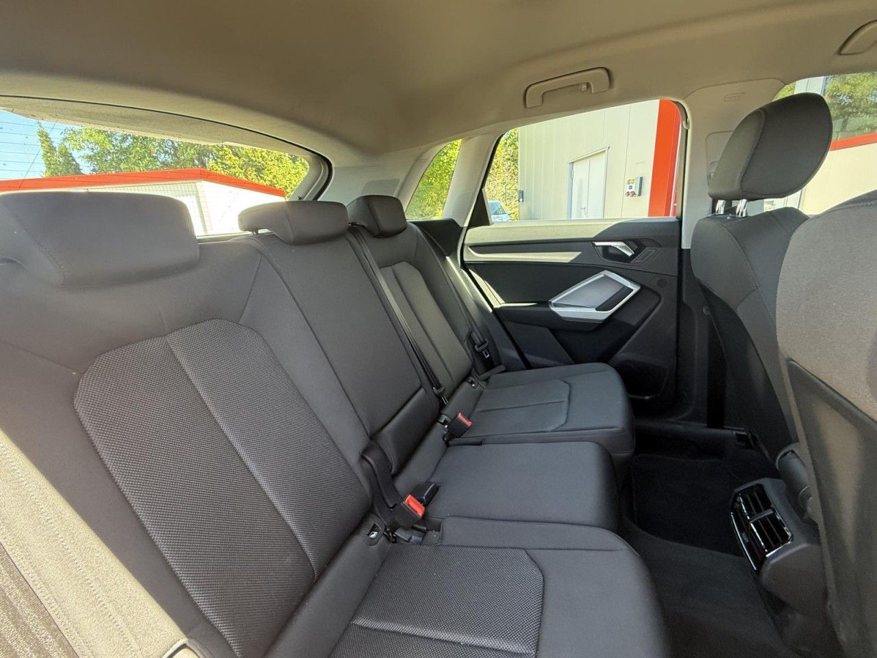 Audi Q3 45 TFSI quattro S-tronic - Samsaru's Car Outlet