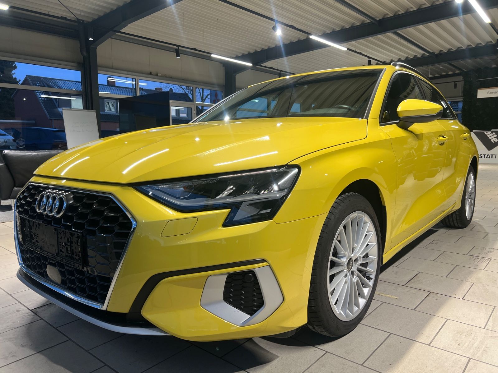 Audi A3 Sportback 35 TDI S-LINE*NAVI*Virtual*LED*18*
