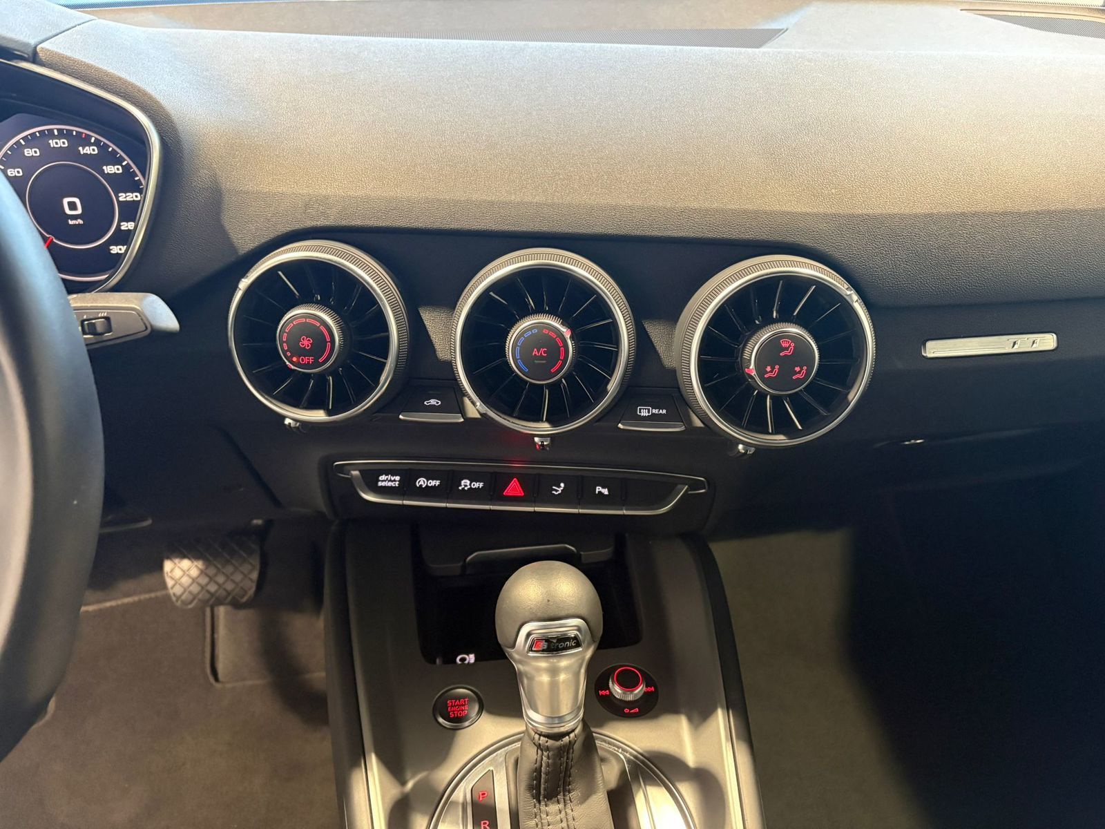 Audi TT 45 2.0 TFSI Coupe Xen|ParkPilot|Sitzhz|Kamera