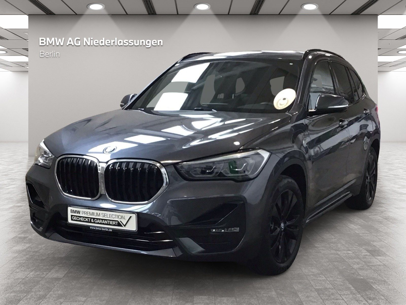 BMW X1 xDrive25e Sport Line - Samsaru's Car Outlet