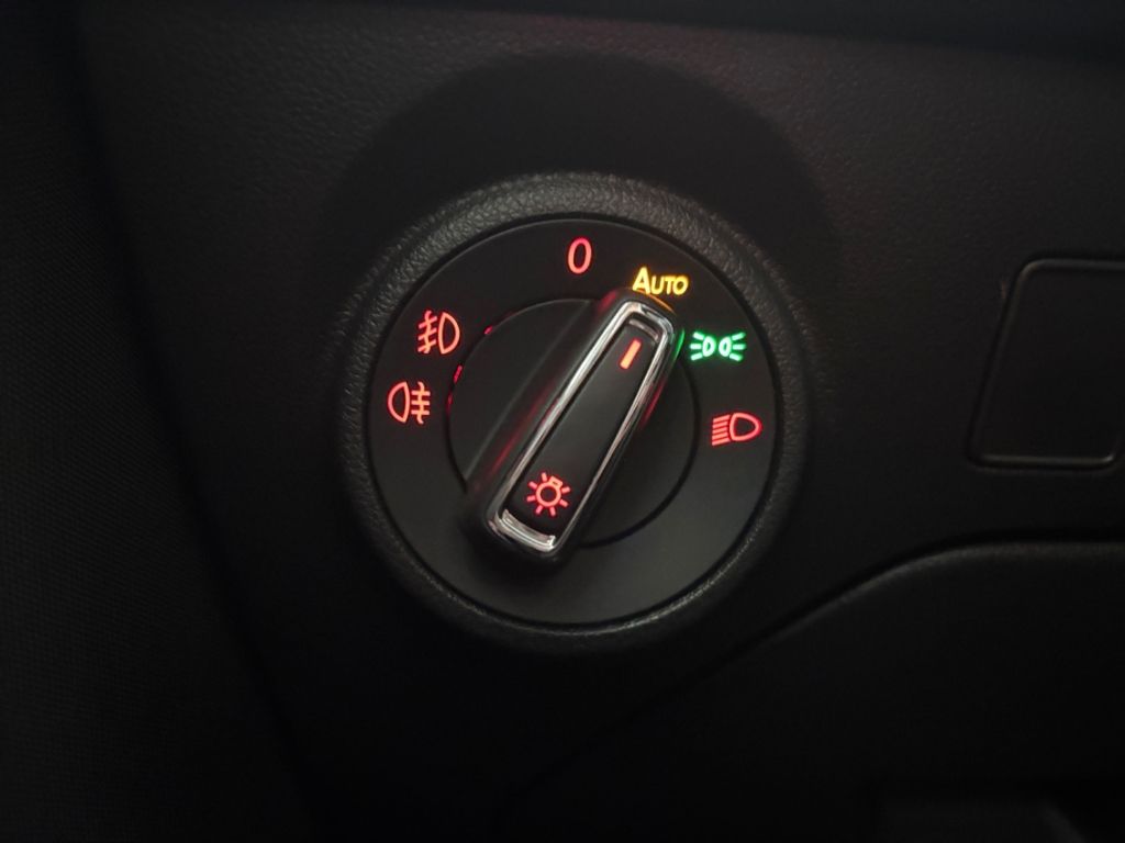 Seat Leon ST FR - Samsaru's Car Outlet