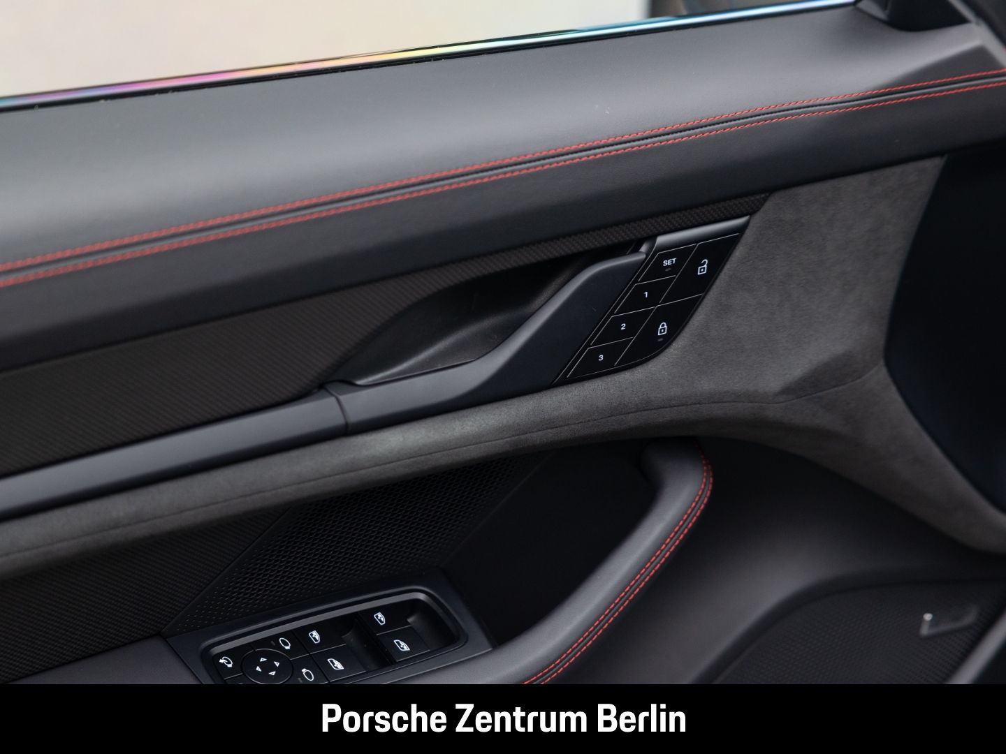 Porsche Taycan GTS Sport Turismo BOSE Luftfederung LED