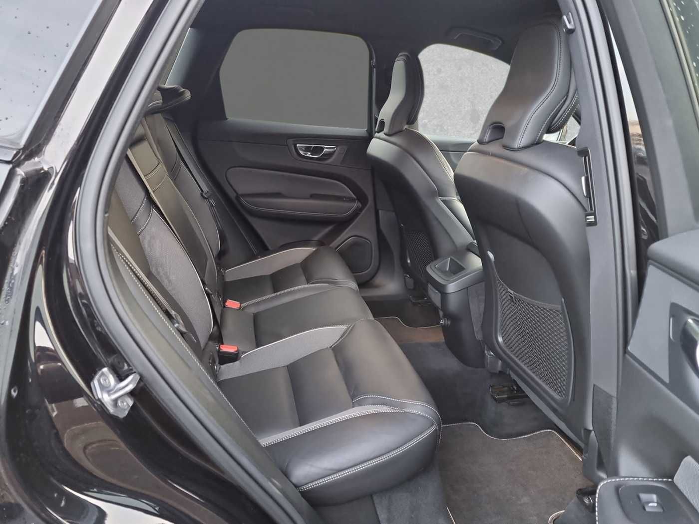 Volvo XC60 Plug-In-Hybrid T8 AWD Recharge Plus Bright