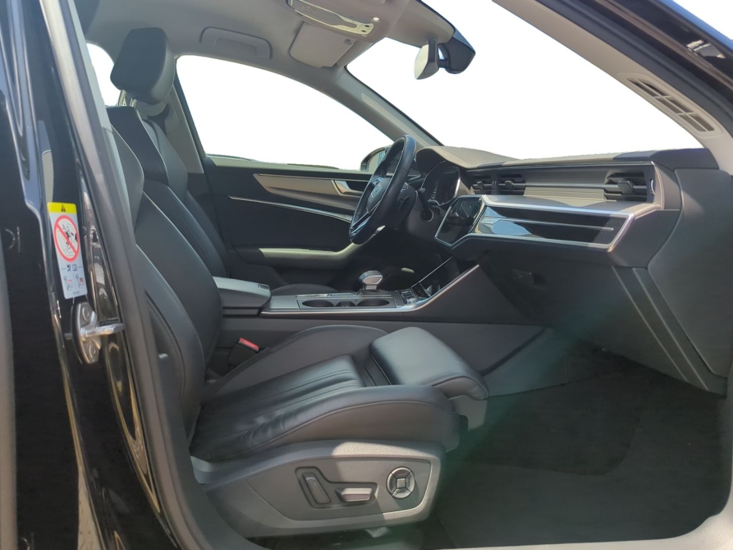 Audi A6 Avant 45 TDI quattro S tronic Sport - Samsaru's Car Outlet
