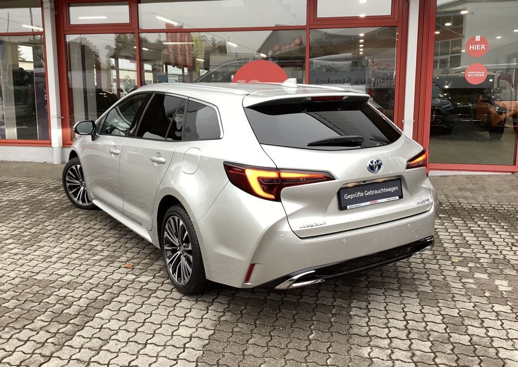 Toyota Corolla 1.8 Hybrid Touring Sports Team Deutschla